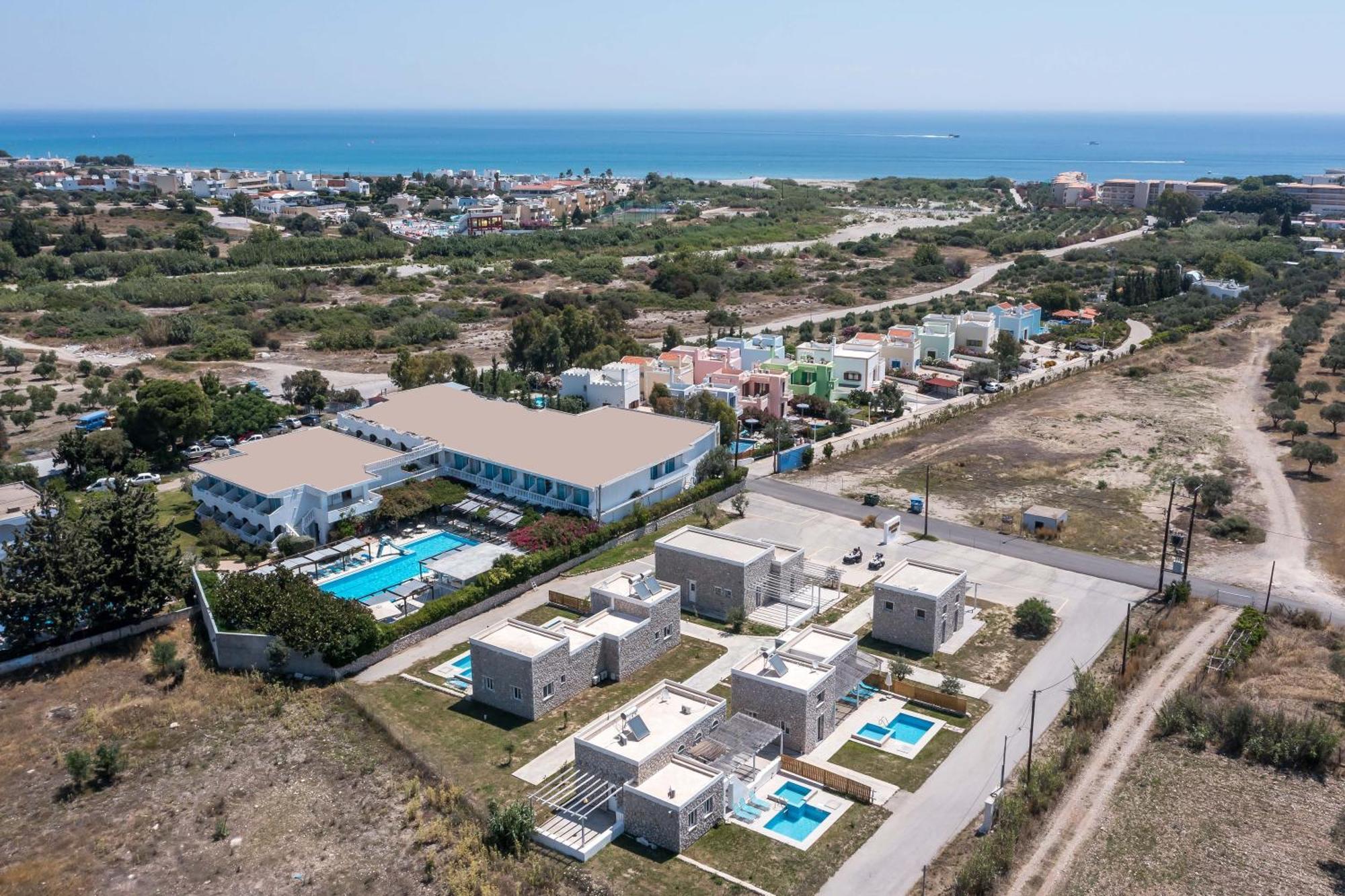 Belvita Hotel Колимбия Екстериор снимка