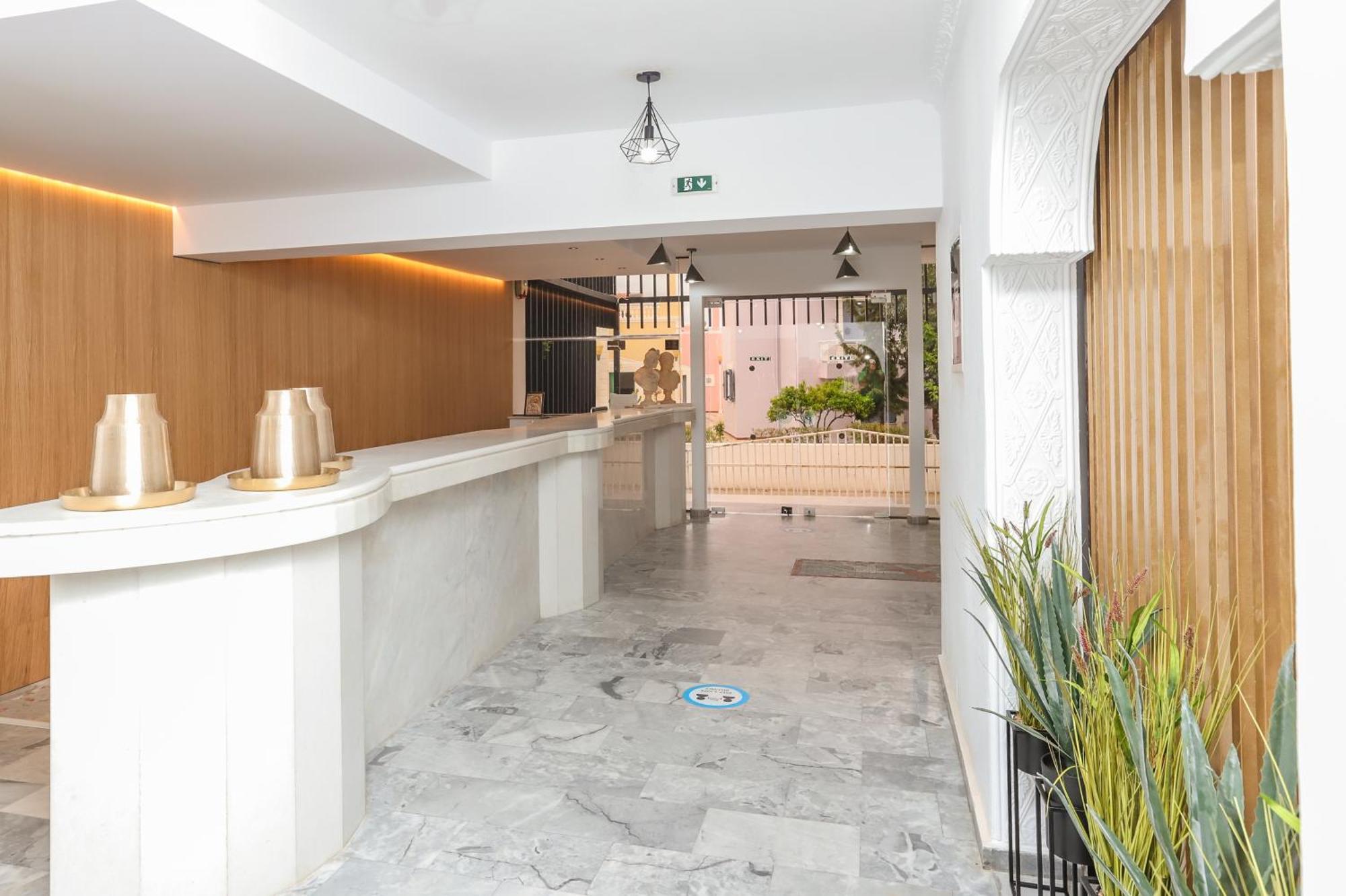 Belvita Hotel Колимбия Екстериор снимка
