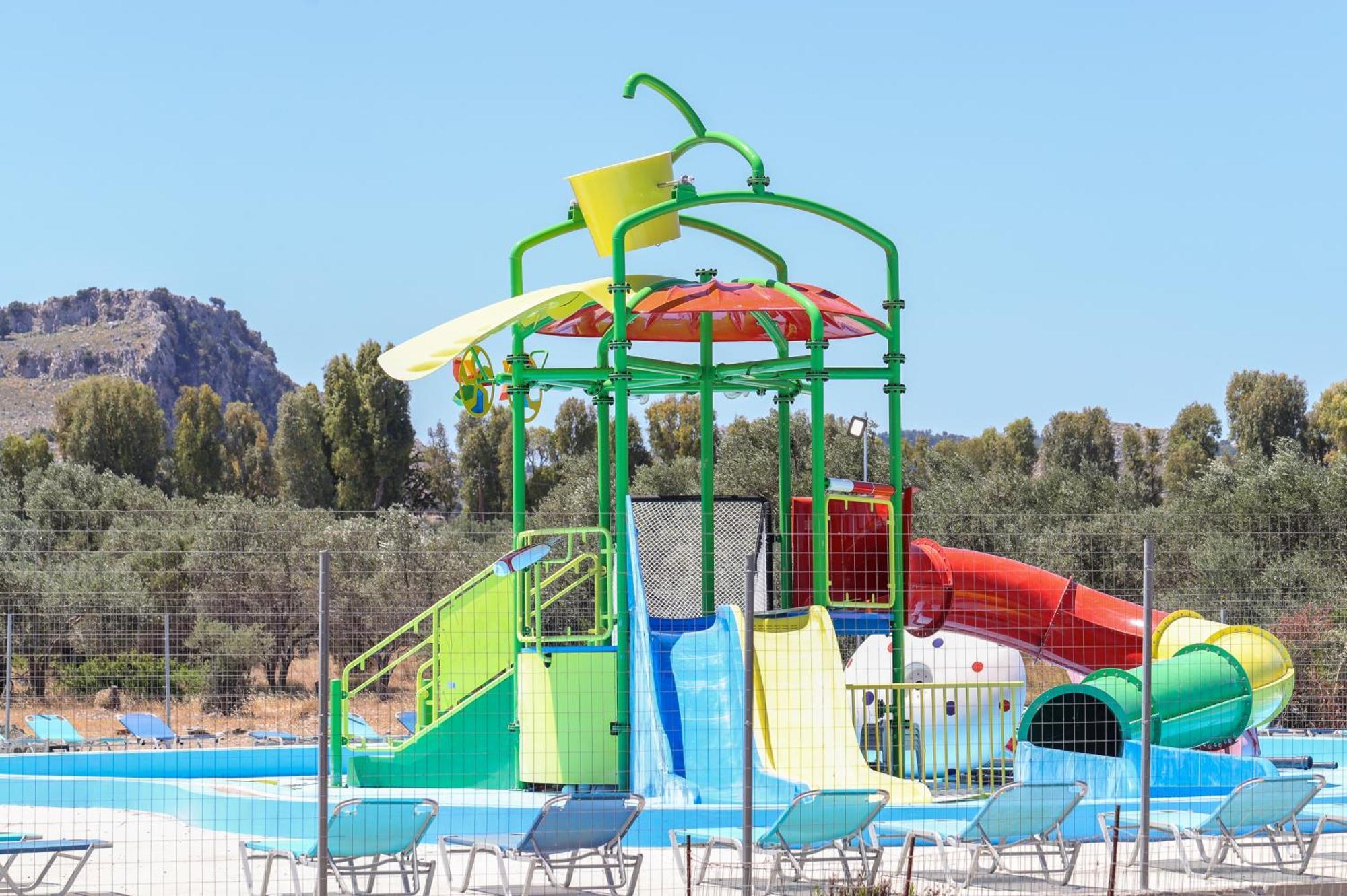 Belvita Hotel Колимбия Екстериор снимка
