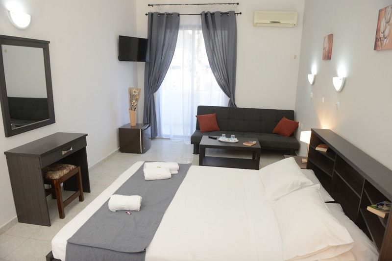 Belvita Hotel Колимбия Екстериор снимка