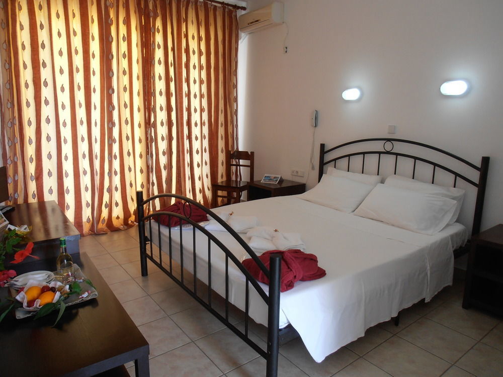 Belvita Hotel Колимбия Екстериор снимка